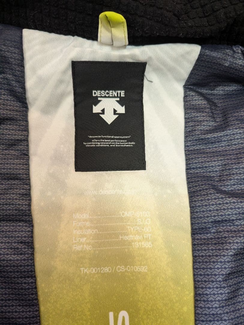 DESCENTE メンズLサイズ　スキーウェアセット（ジャケット＆パンツ）
