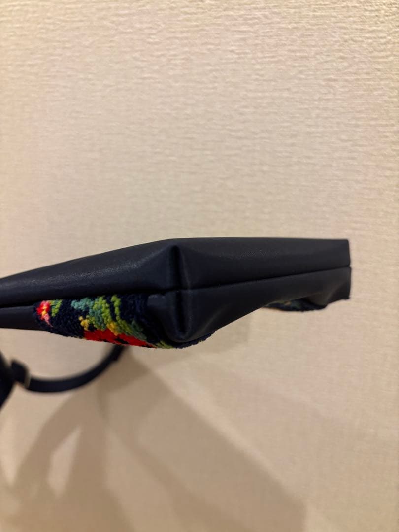 フェイラー　ハイジ　スマホショルダー