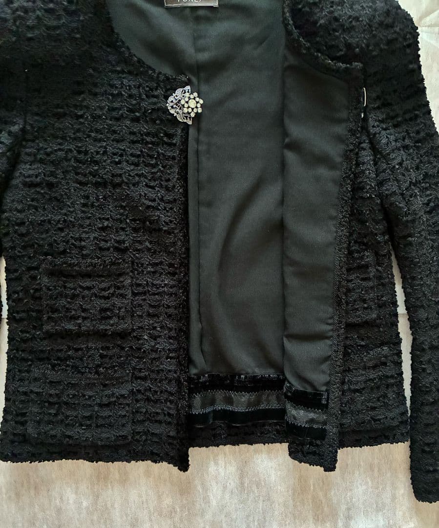 フォクシー　ブティック　ブローチ付ジャケット