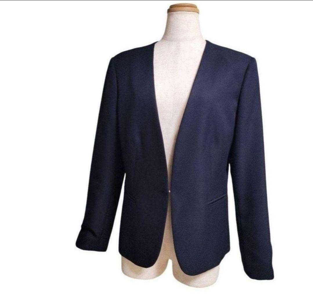 もなか様✴新品タグ付 【ドゥクラッセ】ノーカラージャケット 15