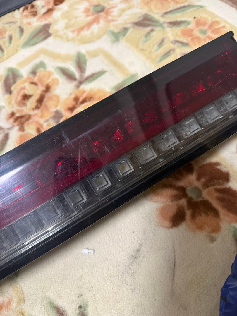 reiz da17w フルLEDスモークテールランプ　爪折れあり