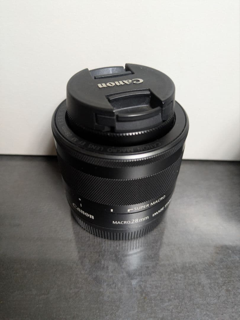 EF-M28mm F3.5 マクロ IS STM
