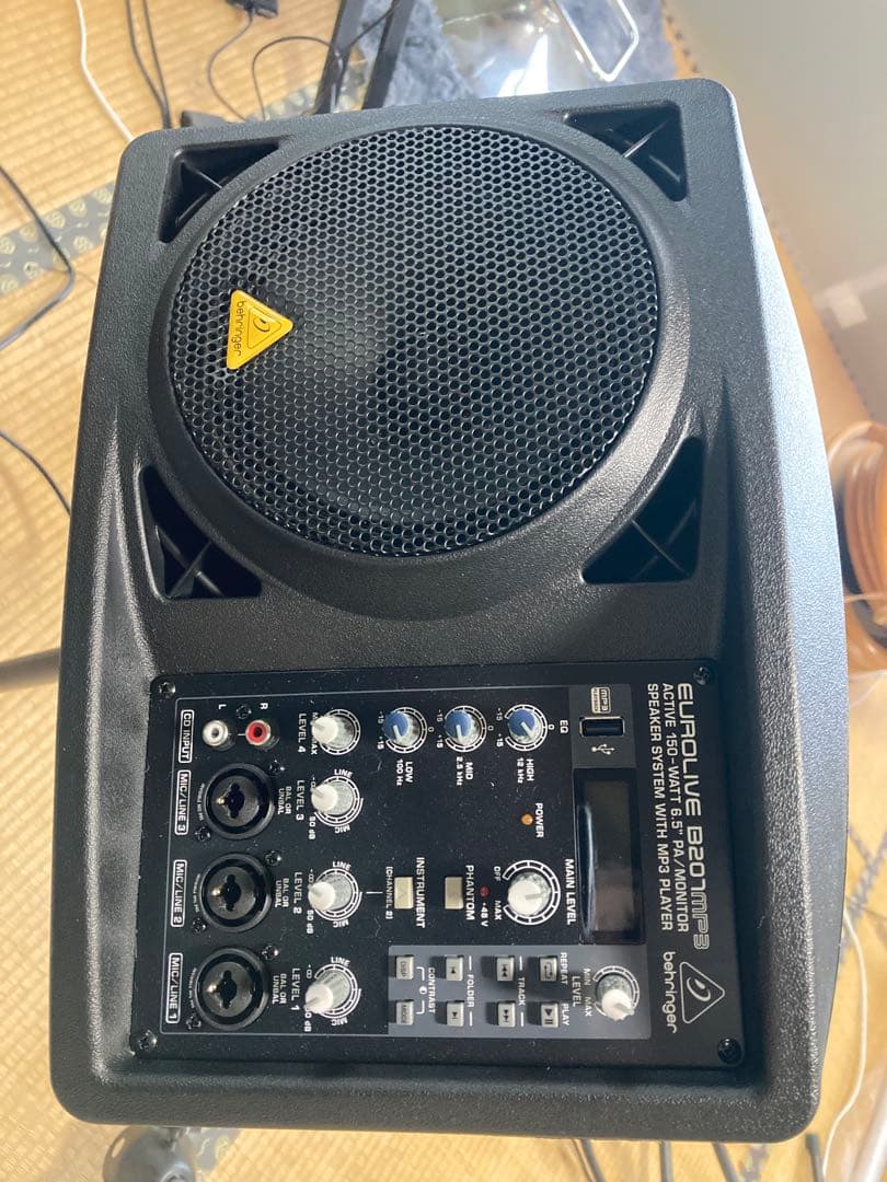 BEHRINGER EUROLIVE B207MP3 スピーカー