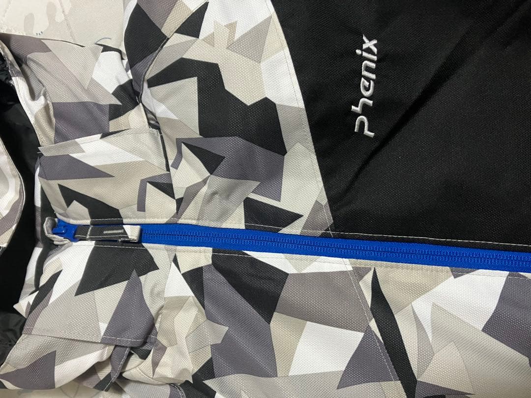 美品 phenix フェニックス スキーウェア 上下セット 160サイズ