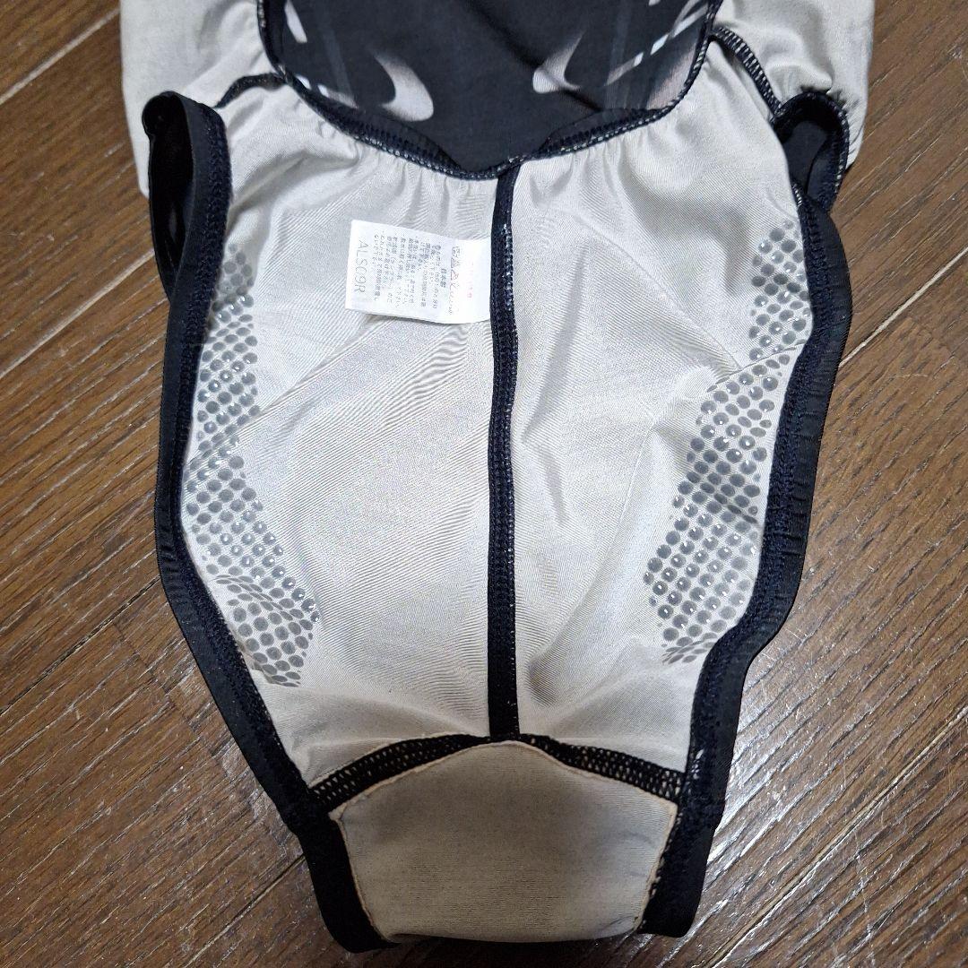 ぼ*た様 アシックス　競泳水着　サイズss ALS09R