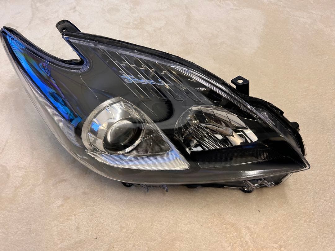 30前期プリウスブラック ヘッドライト 〔ハロゲン〕