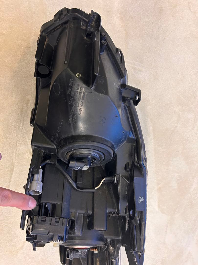 30前期プリウスブラック ヘッドライト 〔ハロゲン〕