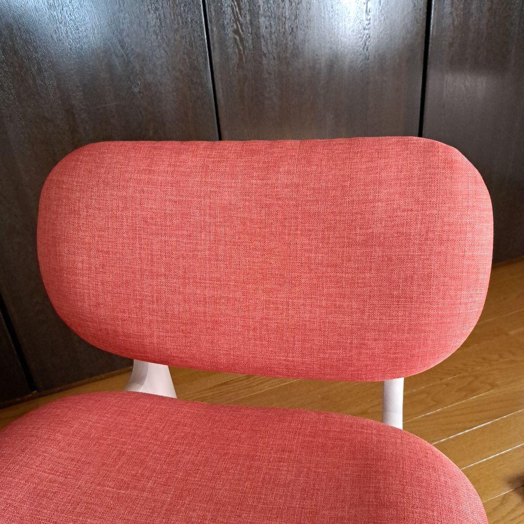 ニトリ、コーラルピンク 布張り ダイニングチェア