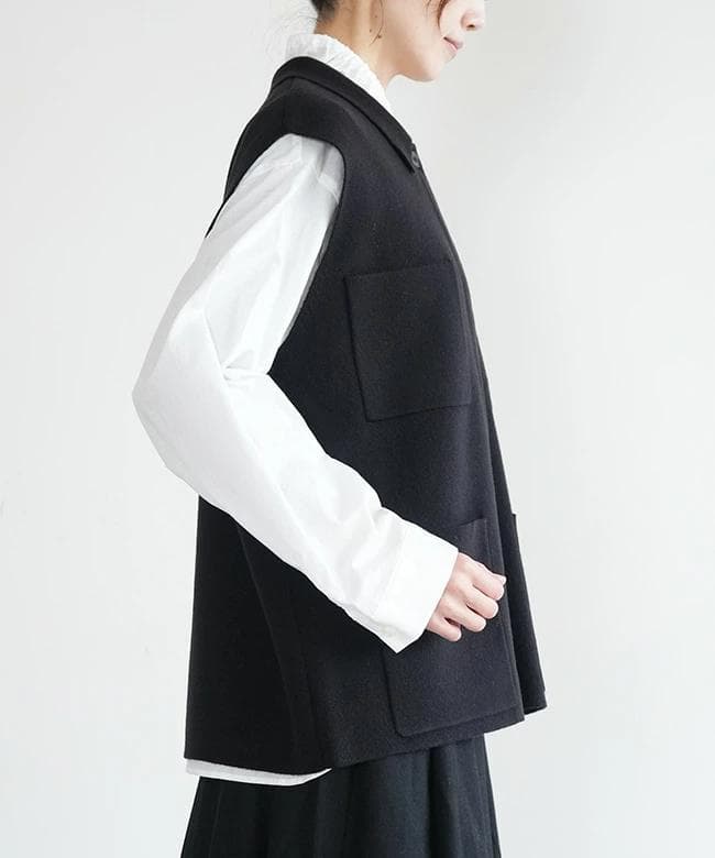 【新品タグ付】mizuiro ind ミズイロインド 襟付きワイドベスト 黒