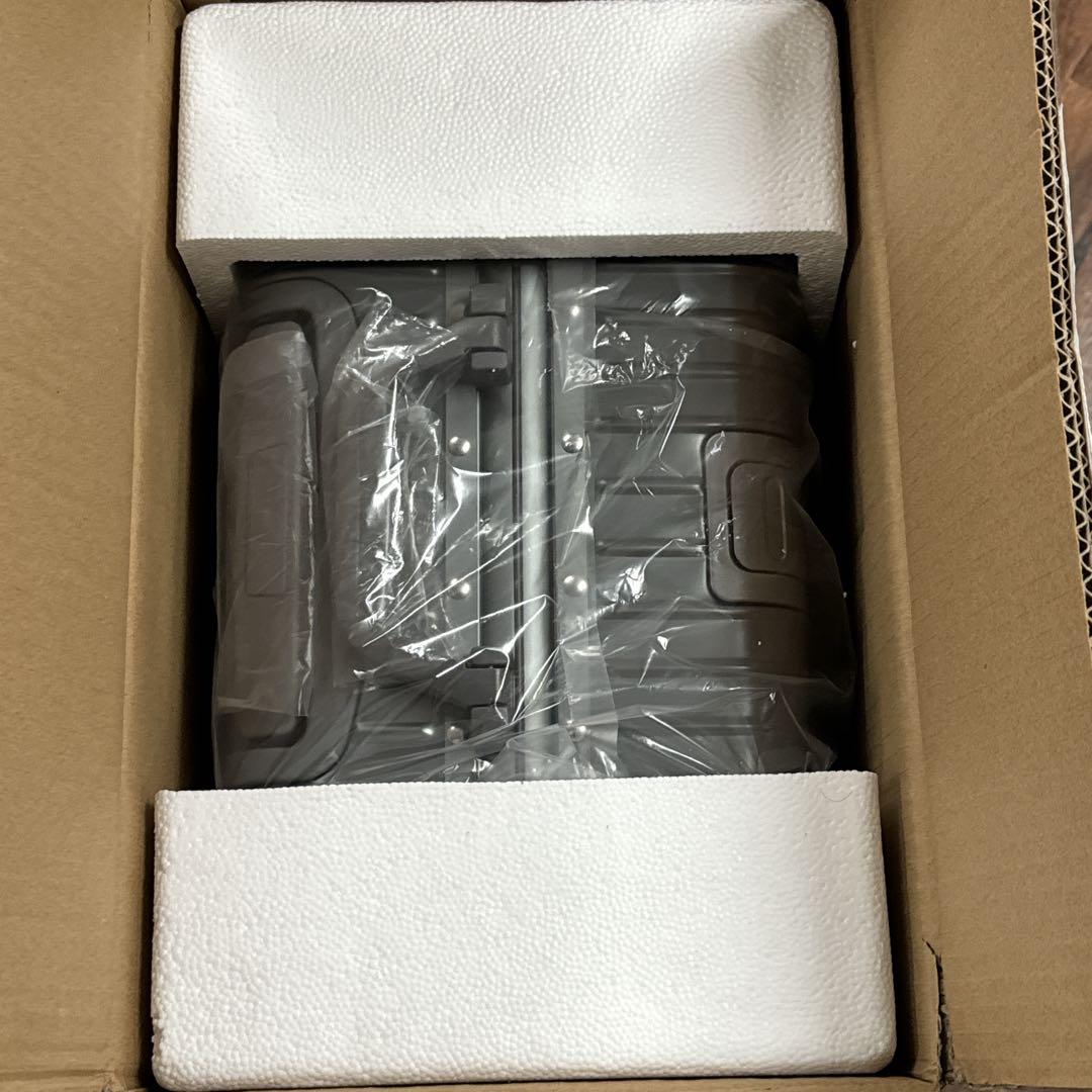 スーツケース アルミ・マグネシウム合金ボディ キャリーケース