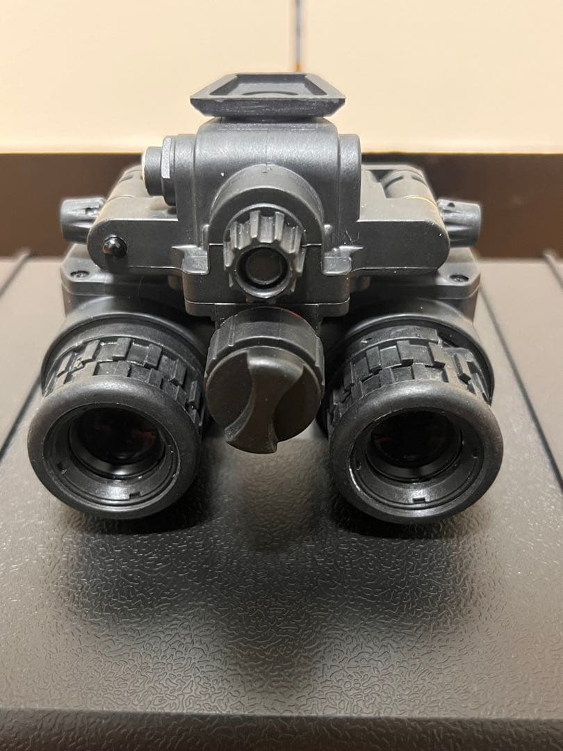 PVS31　デジタルナイトビジョン 実動 IRバッテリーボックス対応　円形画面