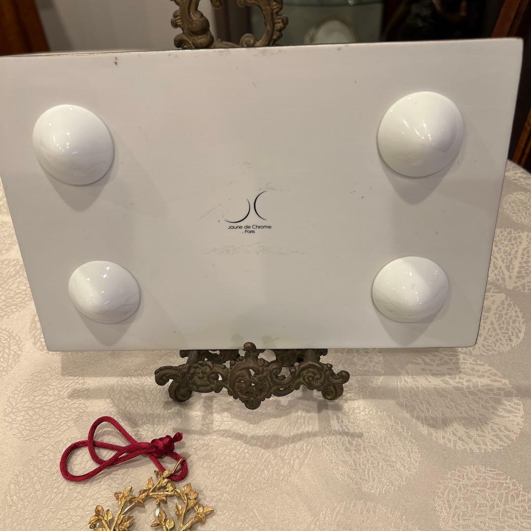 アトリエジュンコ、ドア飾り、Jane de Chrome作台付皿