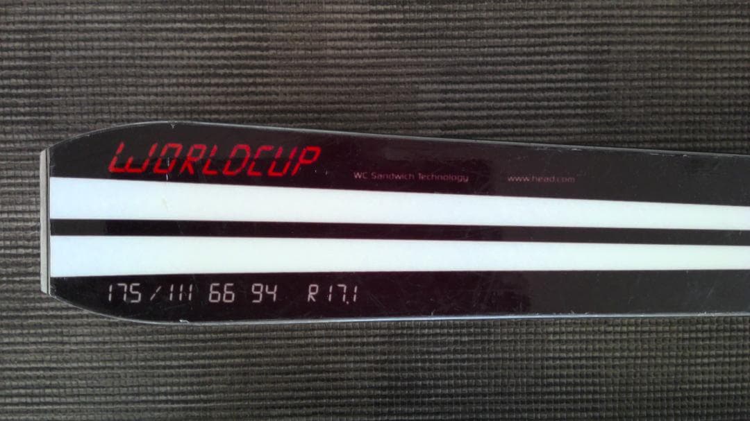 HEAD スキー板　iSPEEDとSWIX X-1スキー用ストックのセット