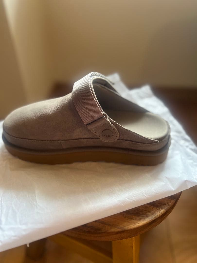 【新品•未使用品】UGG Goldenstar Clog 23cm