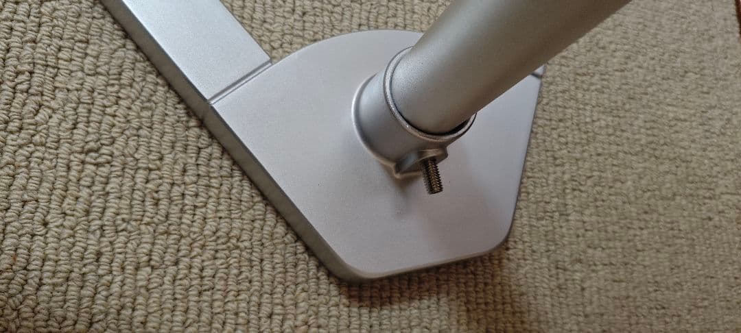 LOE(ロエ) ノートパソコン 自立型 アームスタンド 寝ながらスマホ