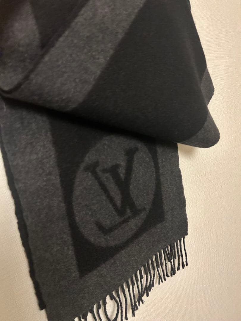 ルイ　ヴィトン　メンズ　マフラー