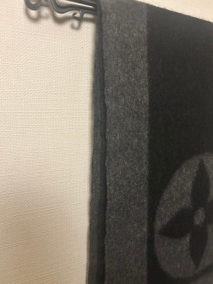 ルイ　ヴィトン　メンズ　マフラー