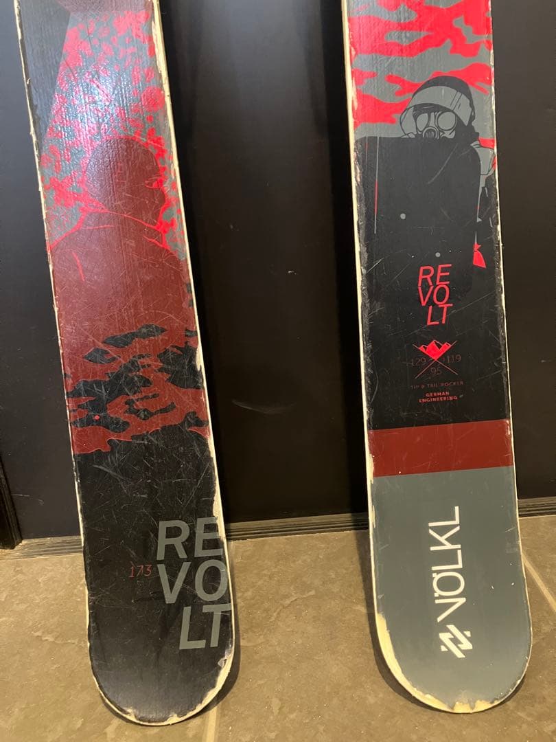 Völkl REVOLT95 ツインチップスキー 173cm