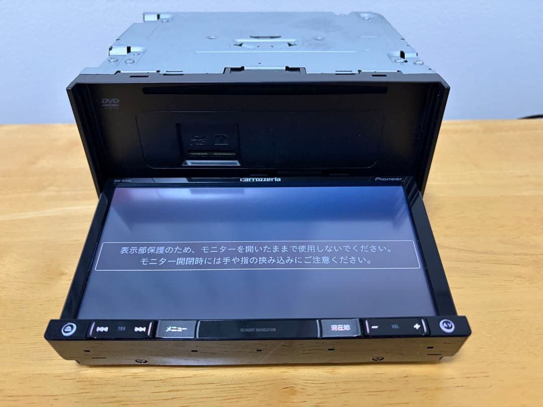 動作良好 カロッツェリア メモリーナビ AVIC-RZ500