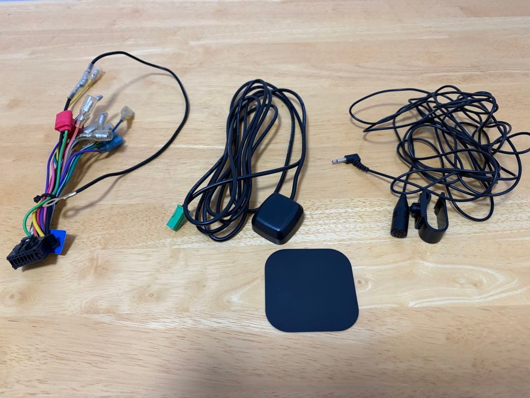 動作良好 カロッツェリア メモリーナビ AVIC-RZ500