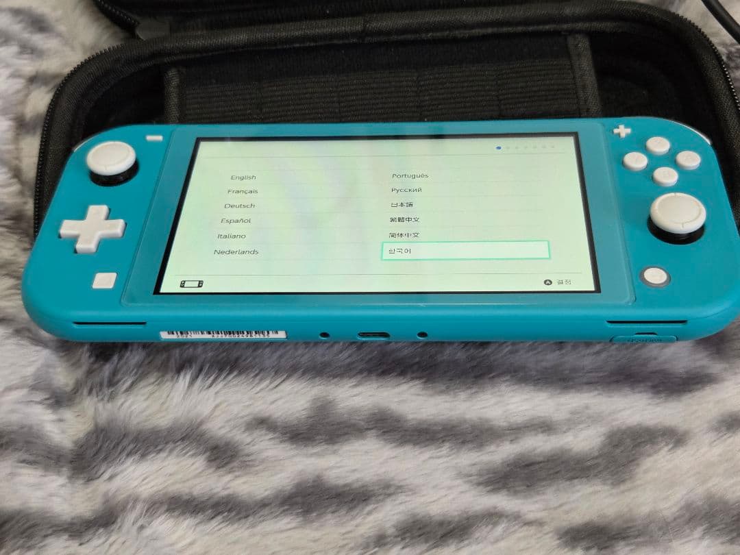 【美品】Nintendo Switch Lite ターコイズ 本体 ライト