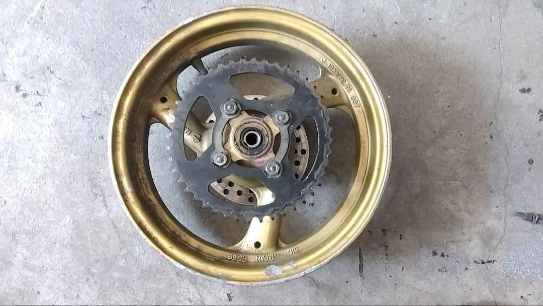 ヤマハTDR50,80 リアホイール ディスクブレーキリアブレーキキャリパー