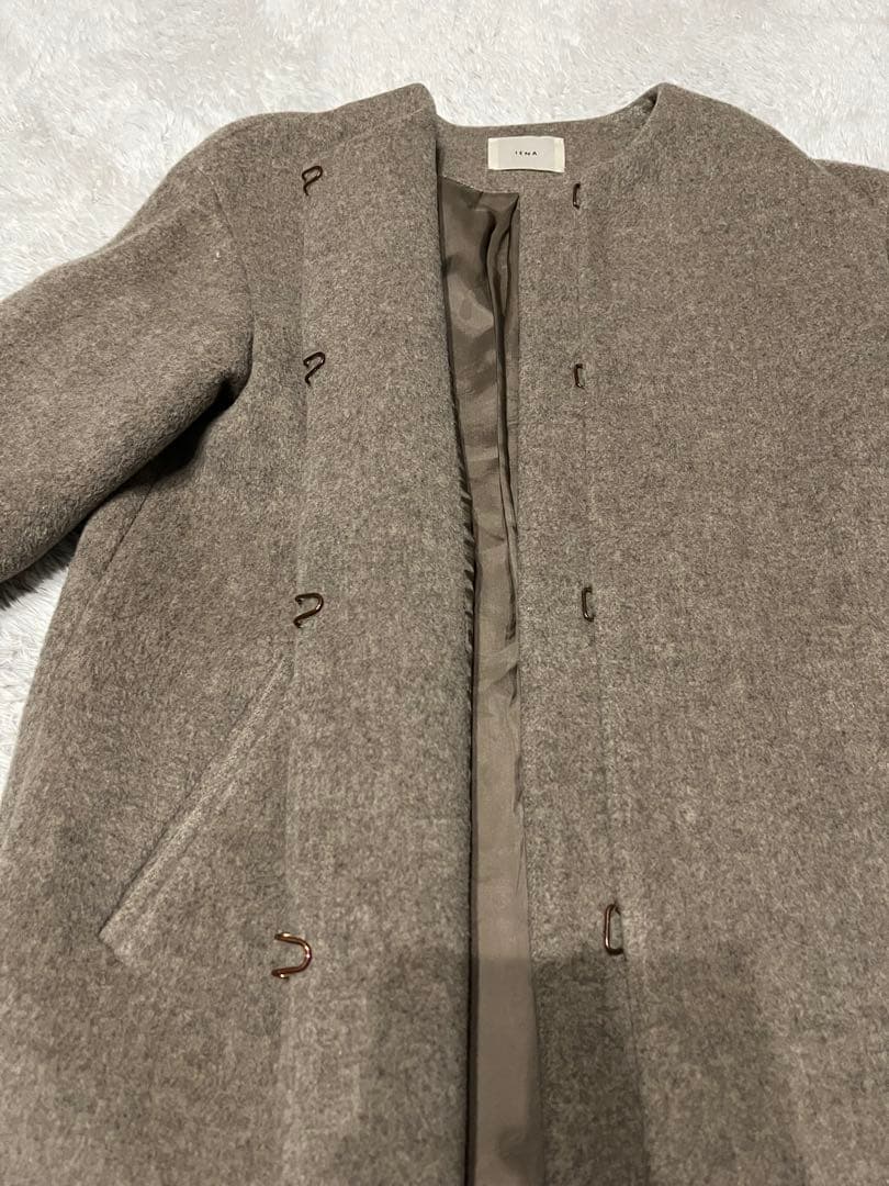 IENA ラムウールノーカラーロングコート