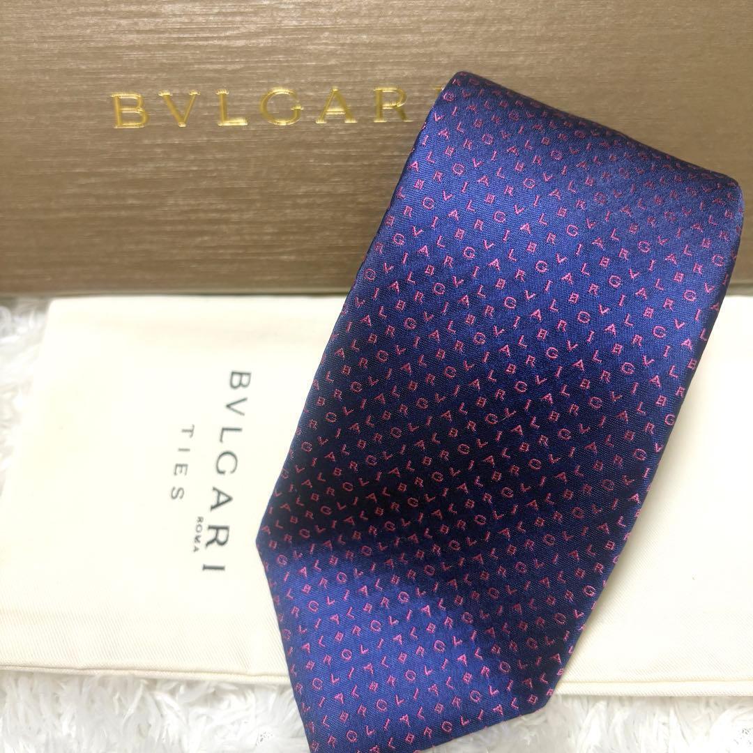 BELLE♡♡プロフ必読様　ご予約品✨現行✨新品✨ブルガリ ネクタイ ロゴマニ
