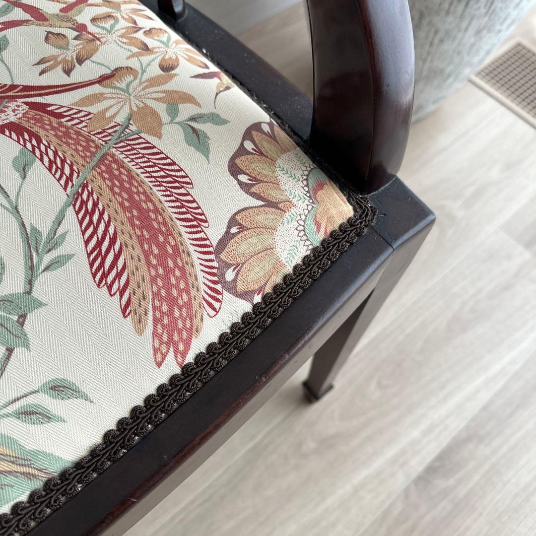 【うらら】アンティーク　アームチェア