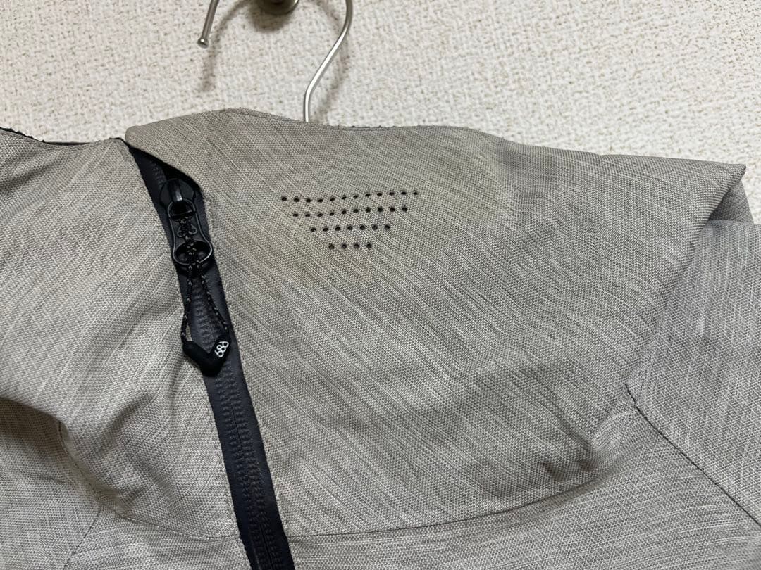 686 スノーボードウェア　GLCR ジャケット　S レディース