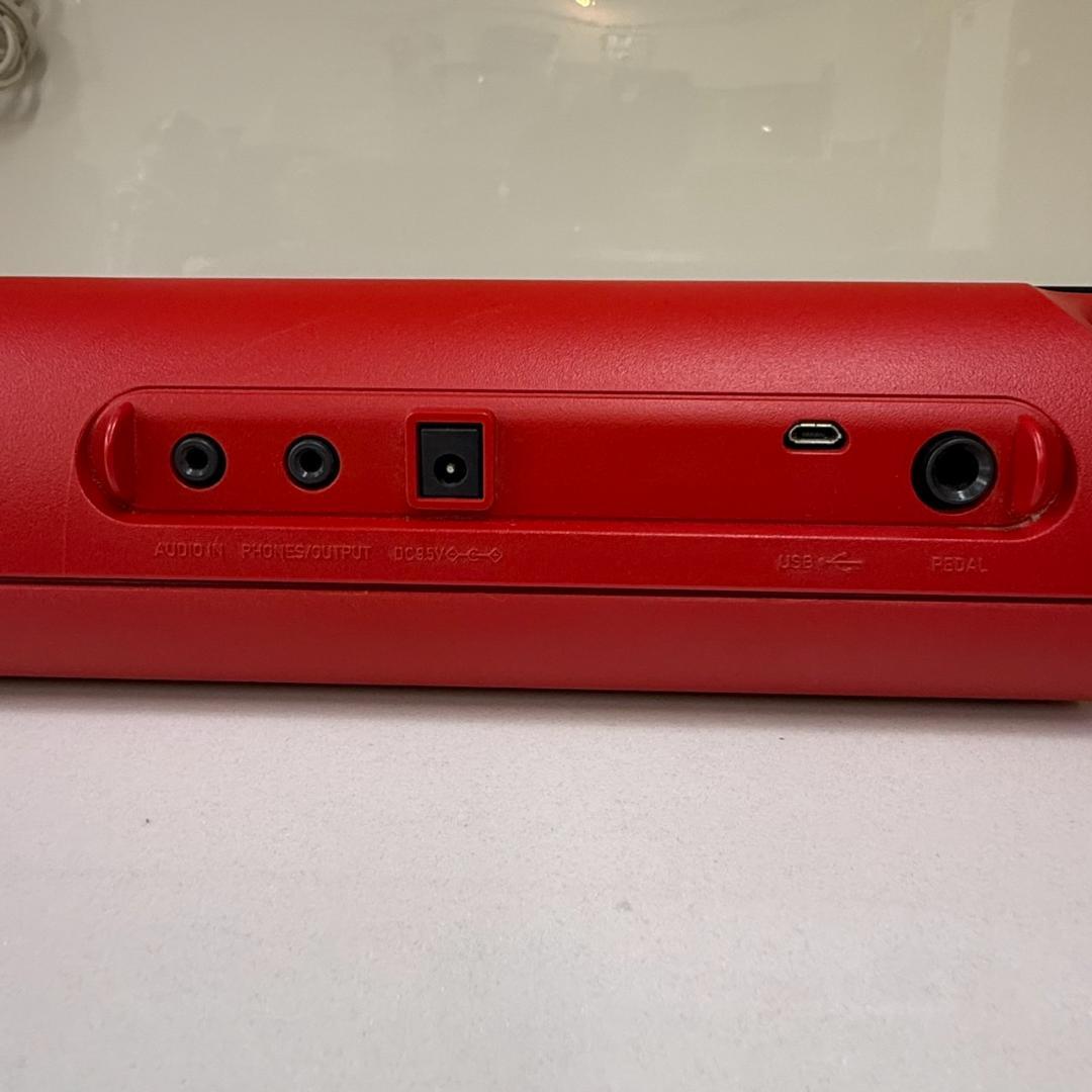 ★CASIO　電子キーボード　61鍵盤　CT-S200RD　2019年製