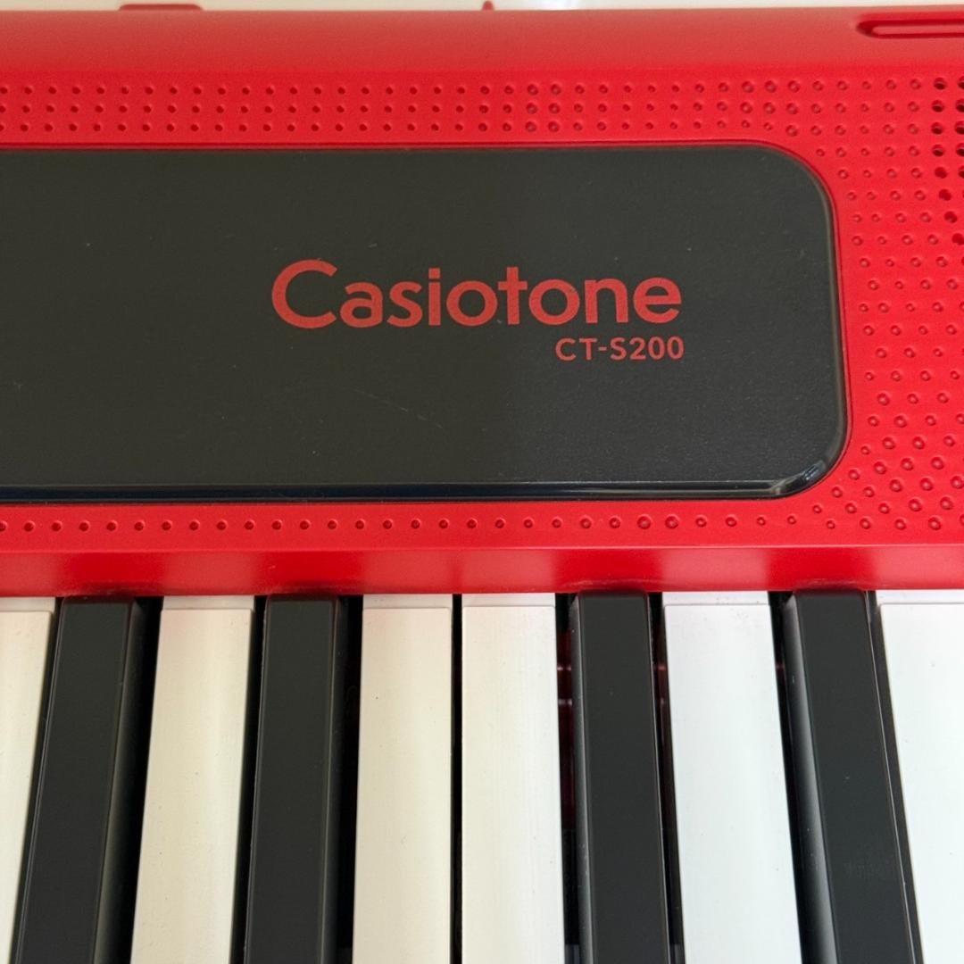 ★CASIO　電子キーボード　61鍵盤　CT-S200RD　2019年製