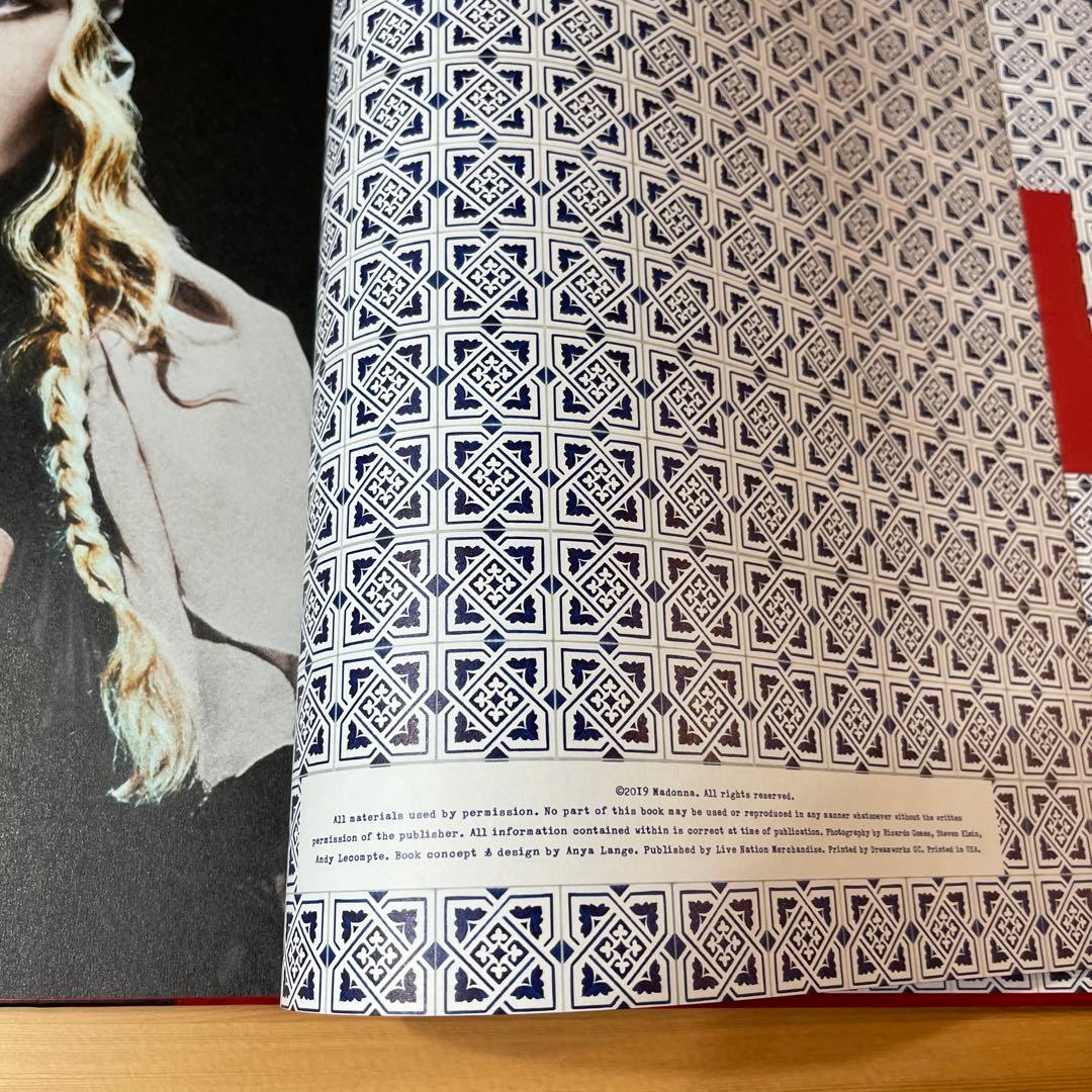 【希少レア】豪華本Madonna Madame X Tour VIP Book