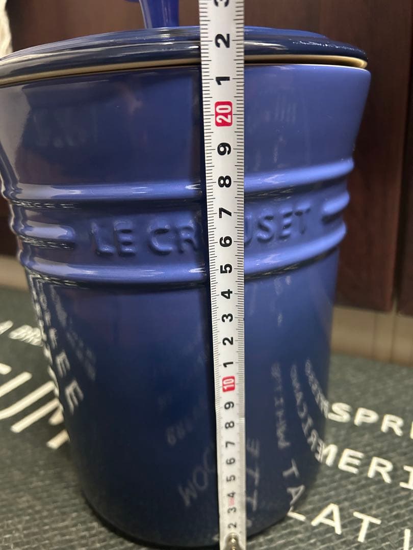 LE CREUSET フードストッカー　 キャニスター　ミディアムサイズ