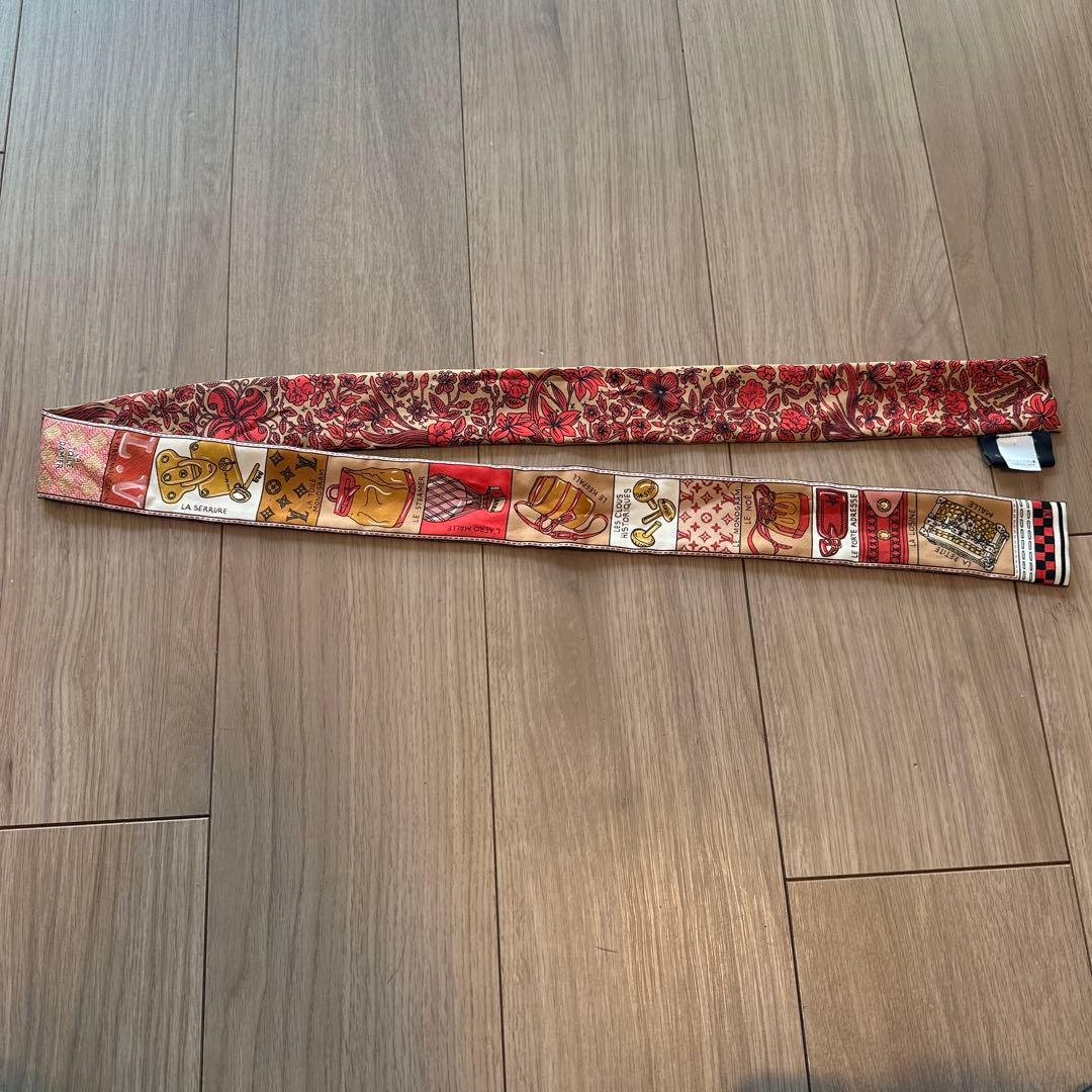 Louis Vuitton シルクスカーフ