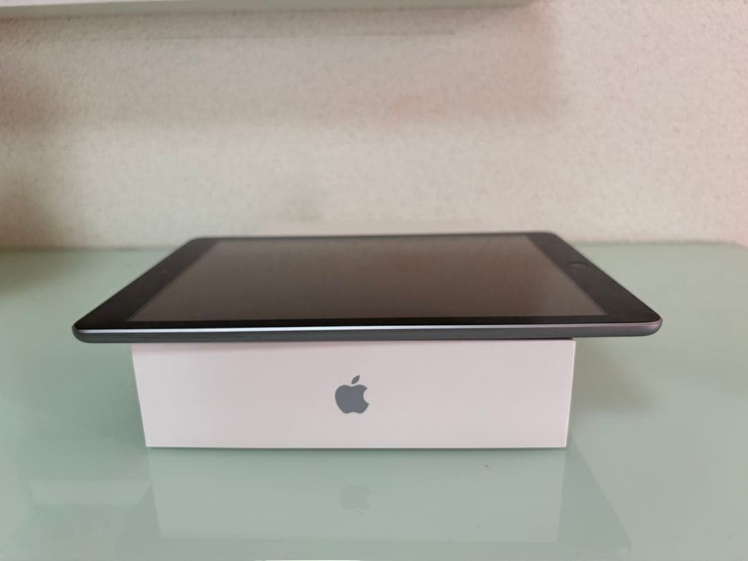 iPad 第6世代 本体 32GB 純正