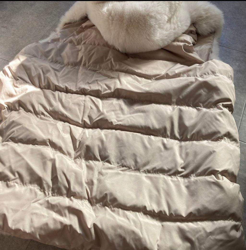 Hush Puppies ホワイトファー フード付きロングダウンベスト