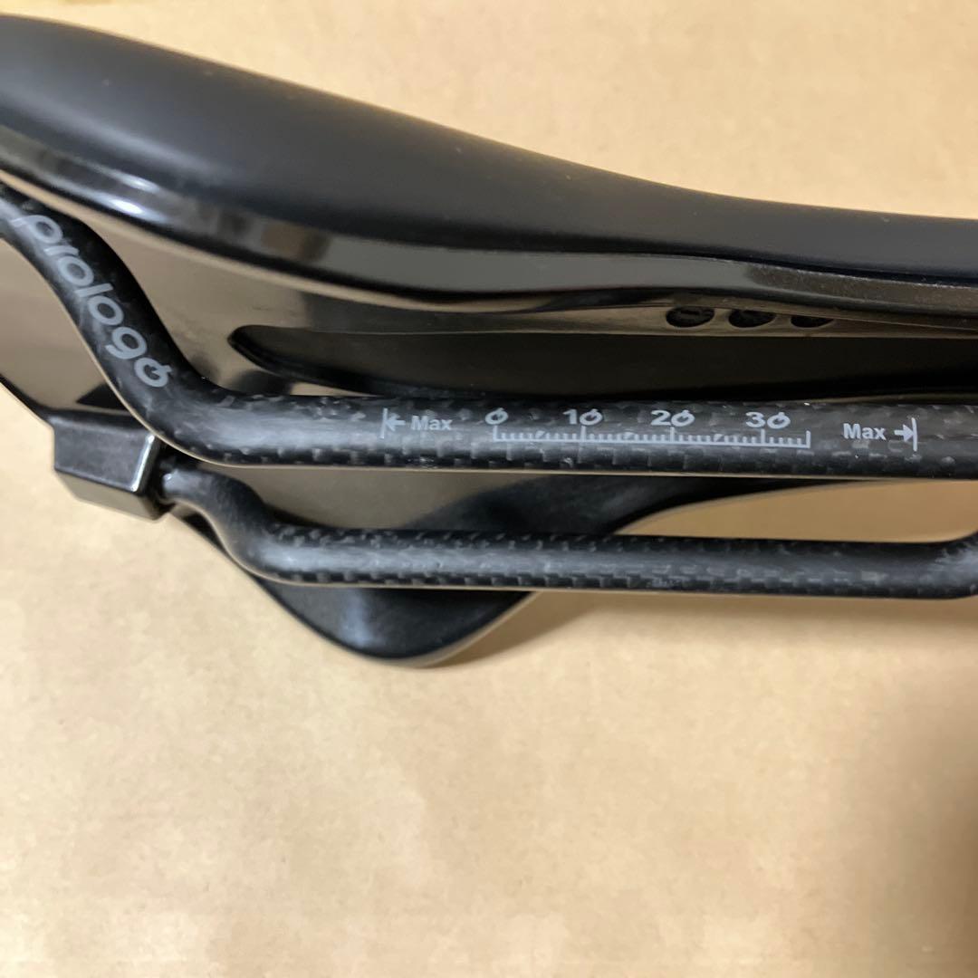 Prologo(プロロゴ) NAGO R4 NACK 137 サドル