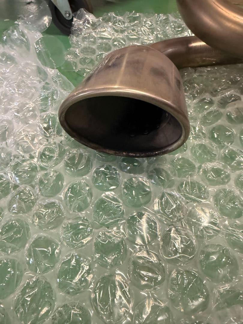 シエラ！ロッソモデロマフラー！