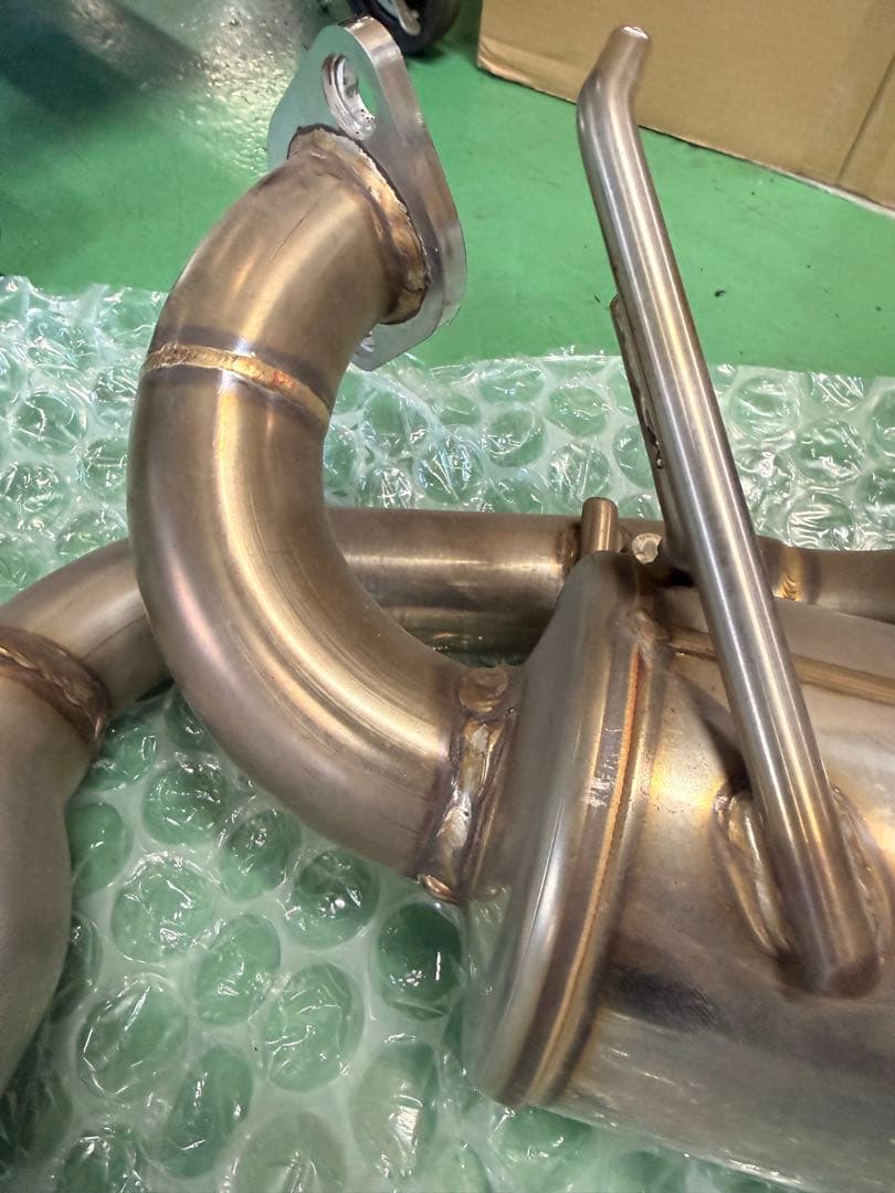 シエラ！ロッソモデロマフラー！