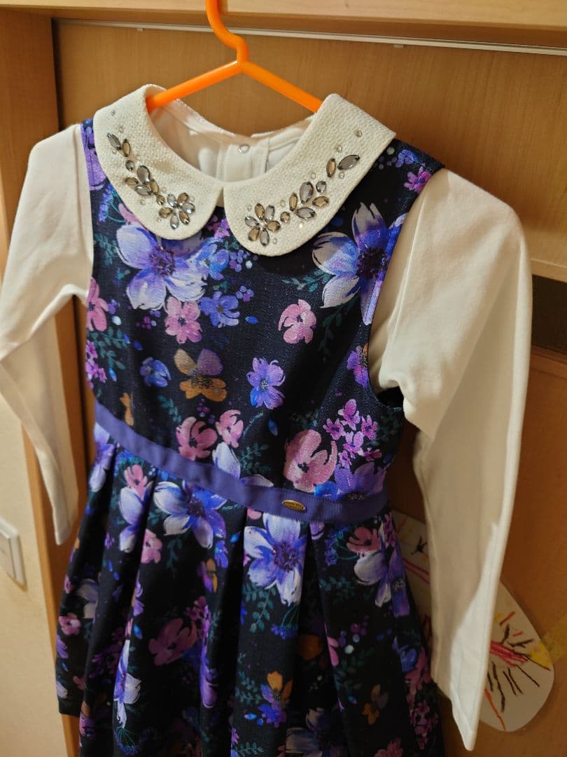 アナスイ　白シャツと花柄ワンピース（セット売り）