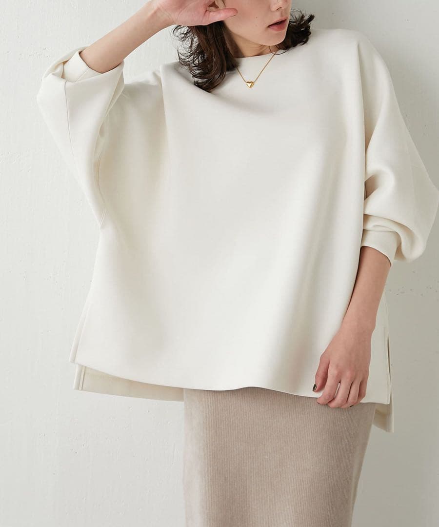 ウィムガゼット　ダンボールプルオーバー　オフホワイト