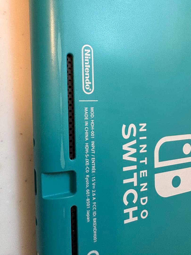 Nintendo Switch light ターコイズ