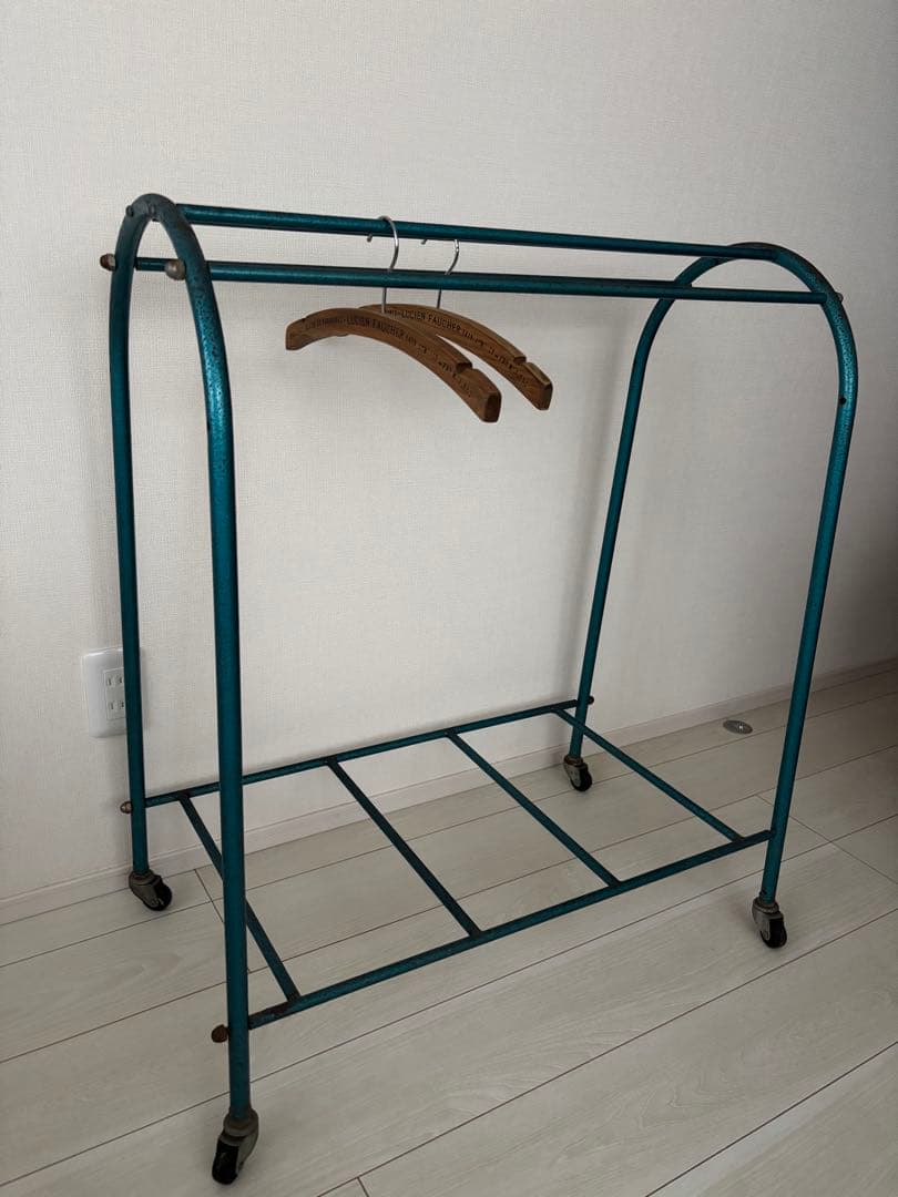 イギリスアンティーク　ドーム型ハンガーラック　店舗什器にも　希少