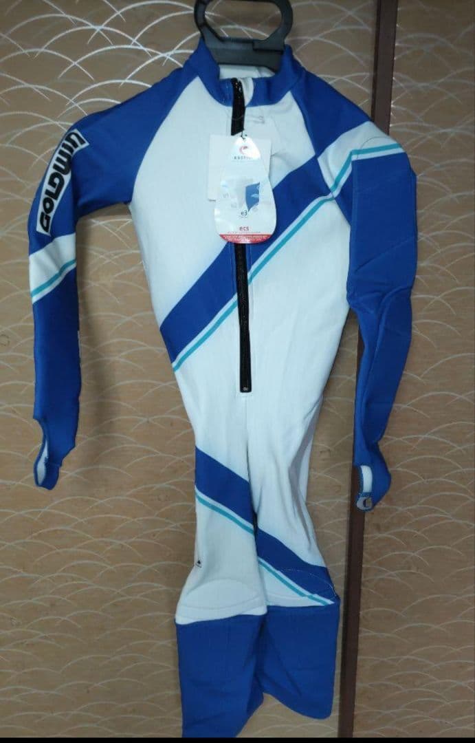 新品タグ付き GOLD WIN ゴールドウィン Jr.ワンピース