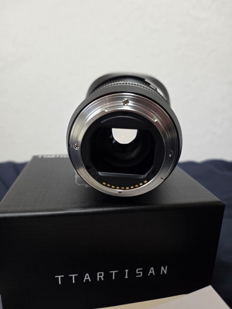 TTARTISAN AF 75mm F2 レンズ