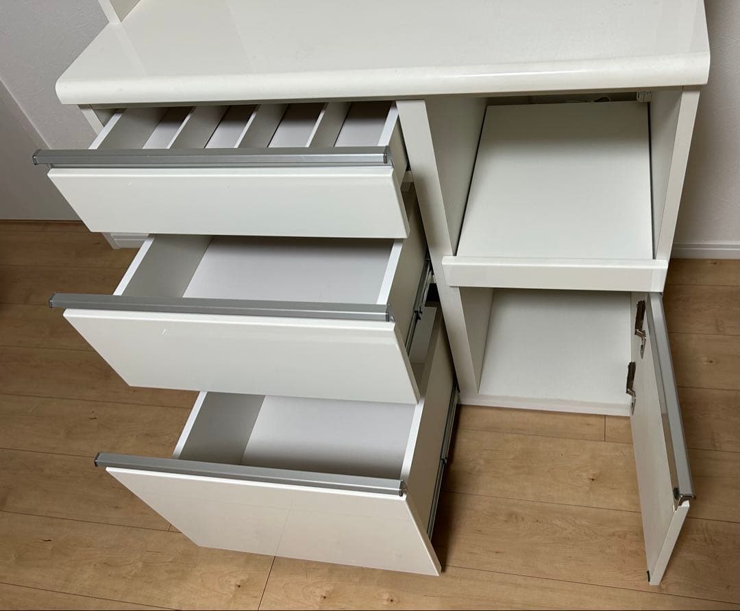 ニトリ　ホワイト キッチンカウンター キッチンボード