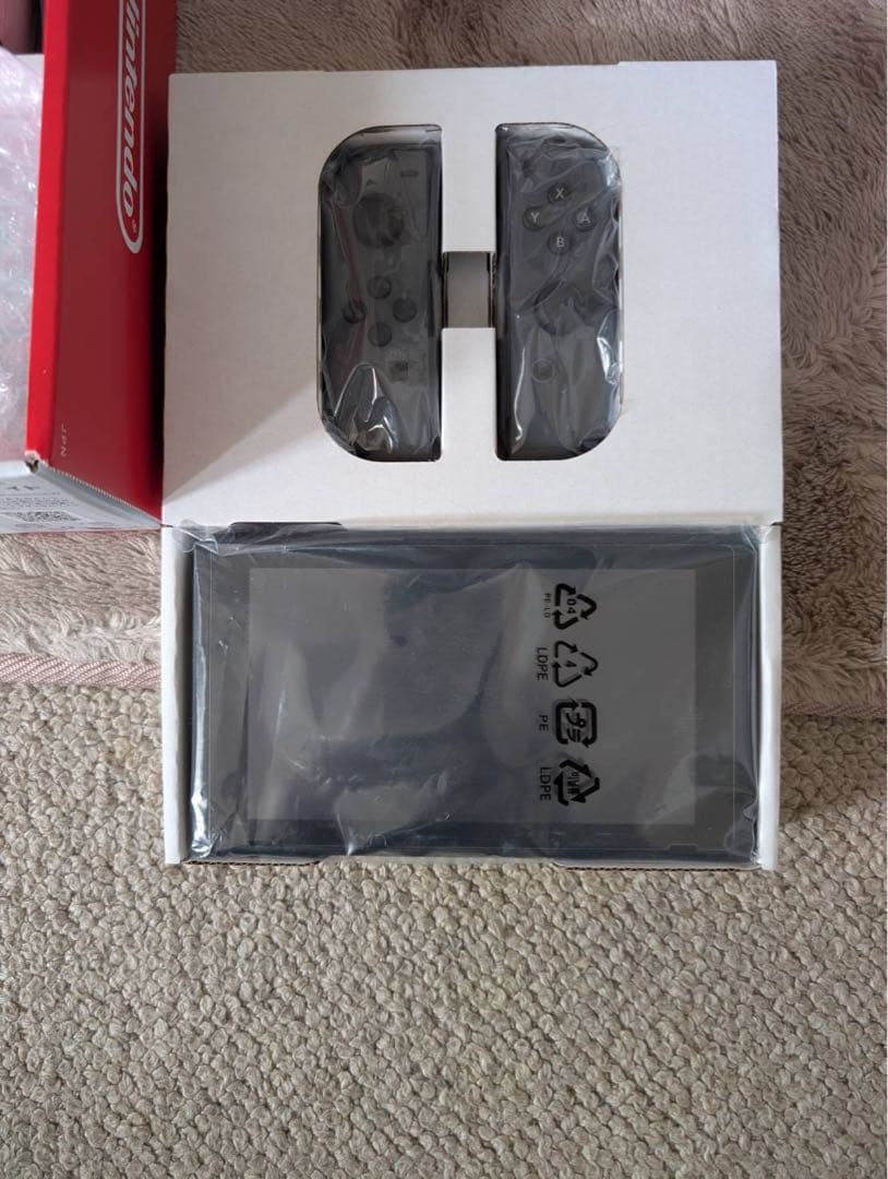 Nintendo Switch グレー 本体 〈期間限定お値下げ中〉