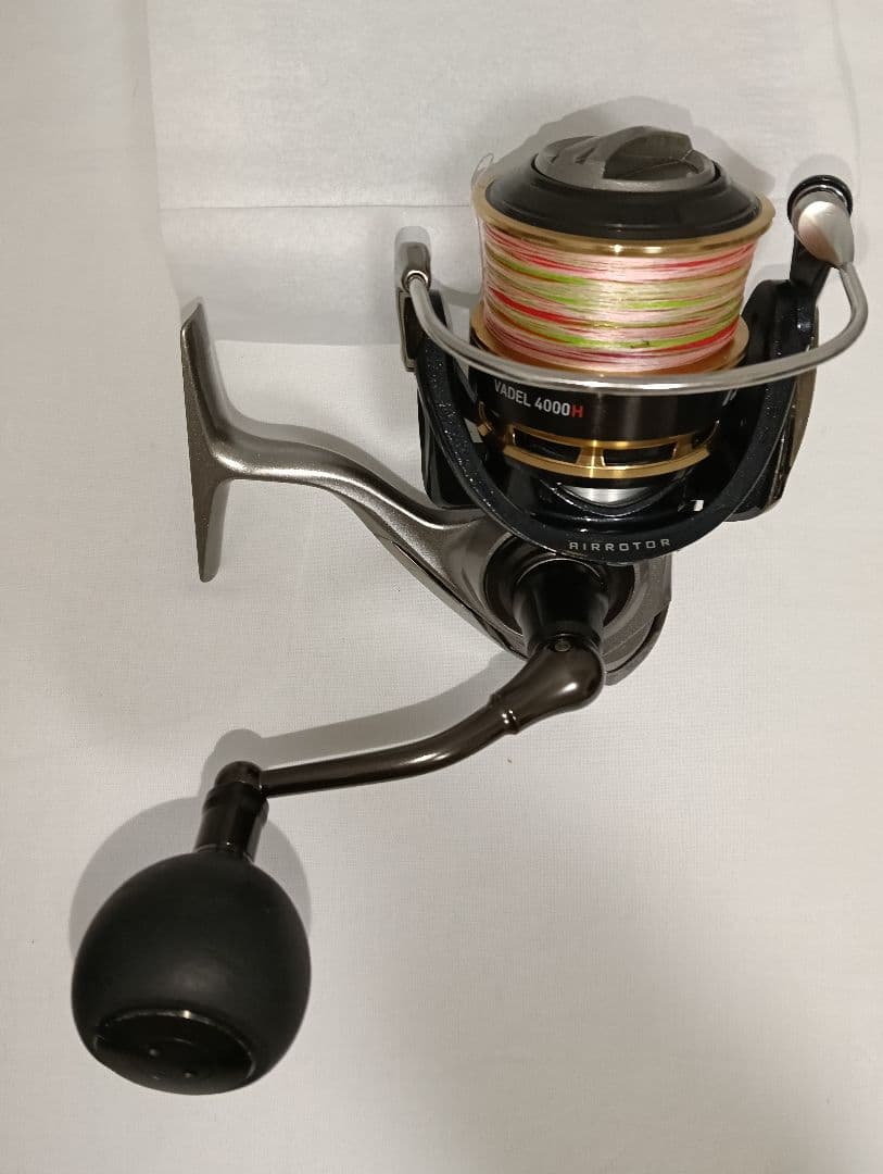 ​【美品】ダイワ 15 ヴァデル 4000H（DAIWA VADEL）