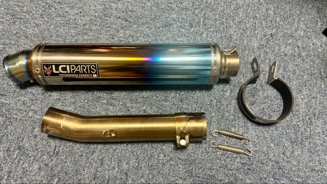 LCI PARTS スリップオンマフラー　XJR1300 2006-2016